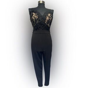 Charlotte Russe Black Lace Bodice Jumpsuit Women’s Size M NWT Evening Wear